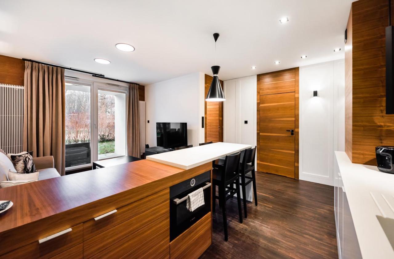 Wola Luxury Wooden Apartment Warszawa Eksteriør bilde